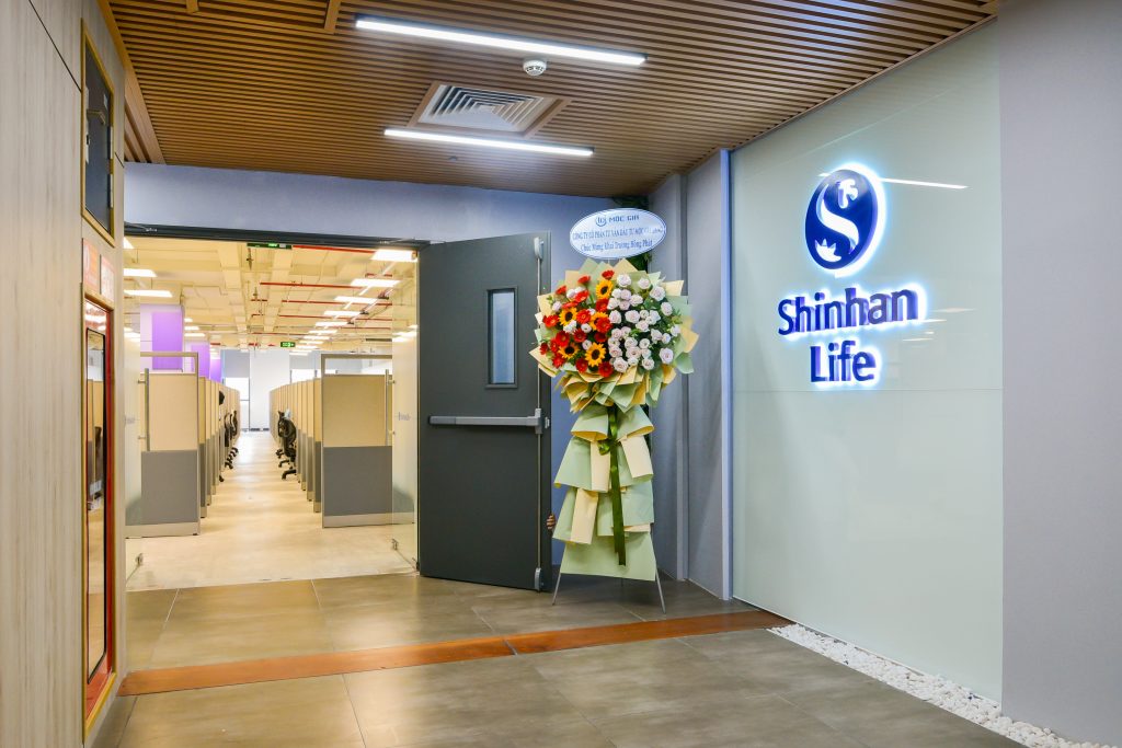 CÔNG TY BẢO HIỂM SHINHAN LIFE KHAI TRƯƠNG VĂN PHÒNG KINH DOANH TẠI TÂN PHÚ, TP.HCM